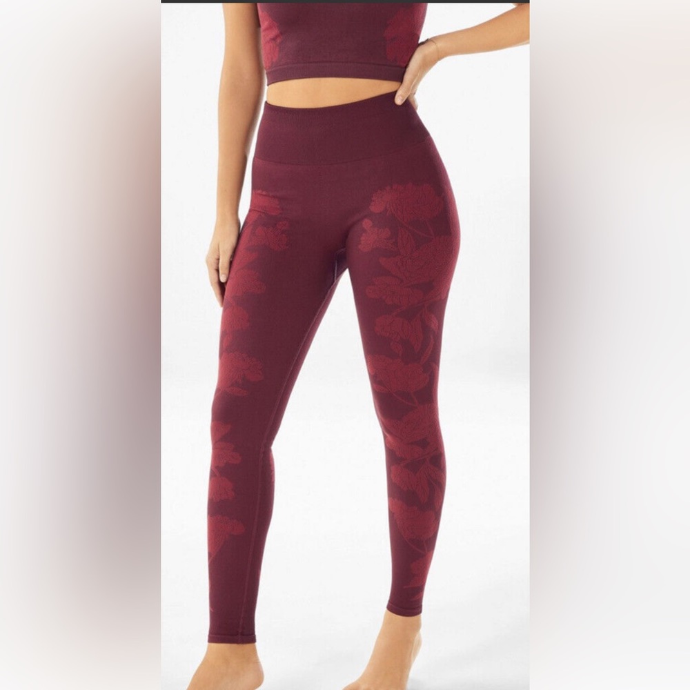 Fabletivd Arroyo Floral Legging Wine